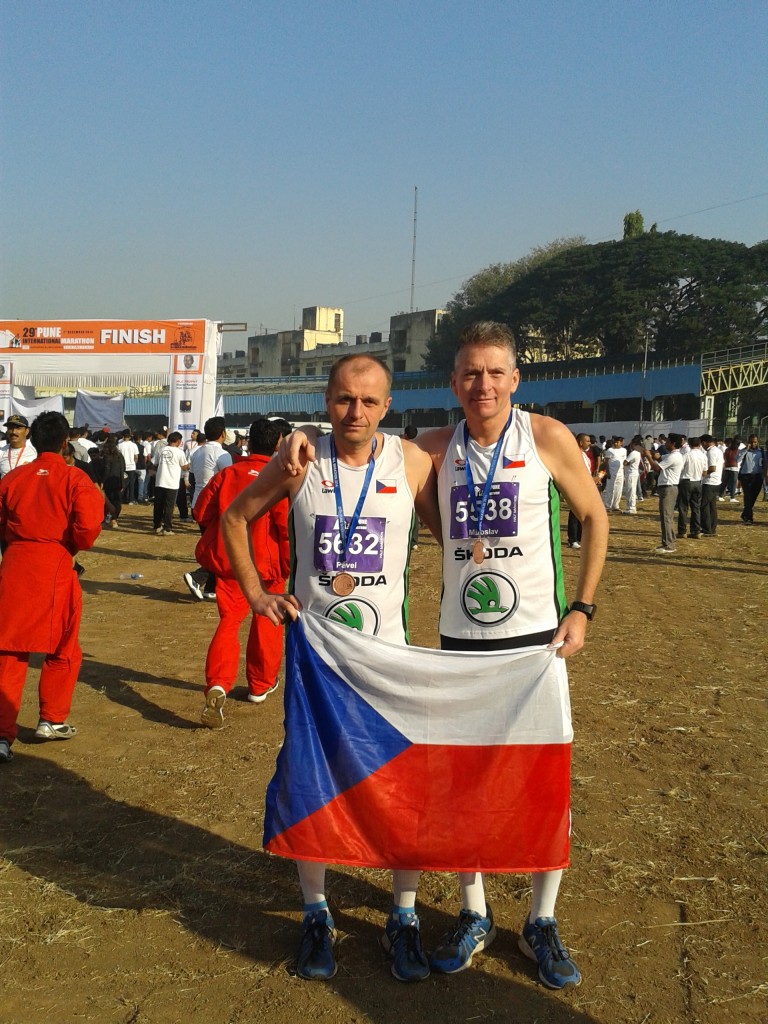 Diashow Asijské maratony pod značkou Škoda – Pavel Novotný a Miloslav Kozák