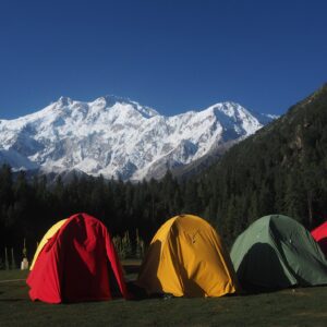 Radka Tkáčiková / Treky pod nejvyšší hory světa – K2 a Mt. Everest
