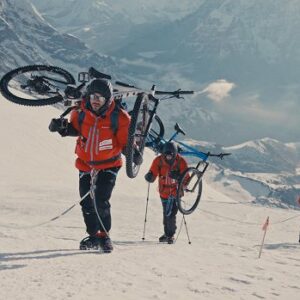 FILM: Magoři na kole